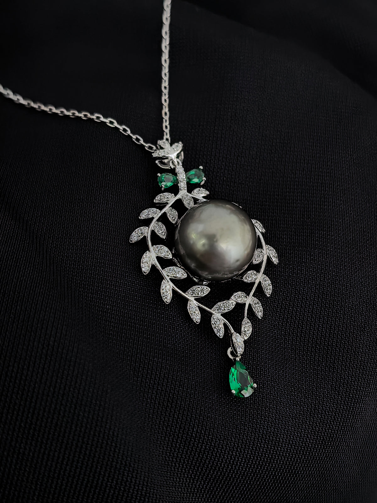 （Pearl Valley Couture Jewelry Collection）BT necklace